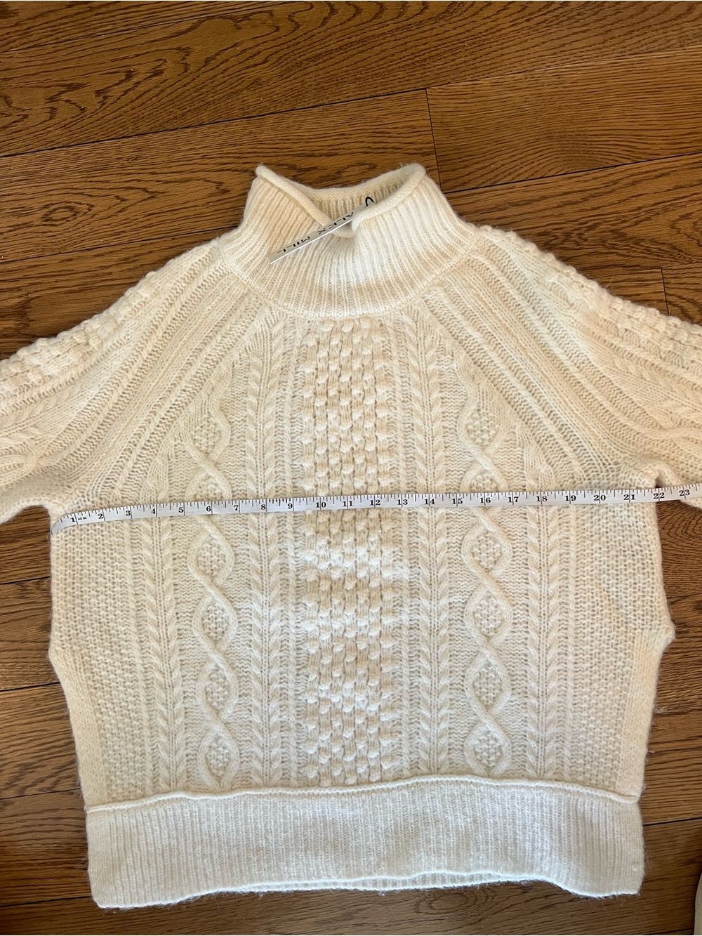 Alex Mill Wool Alpaca Cream Cable Knit Roll Neck Sweater NWT Size M - Picture 9 of 10